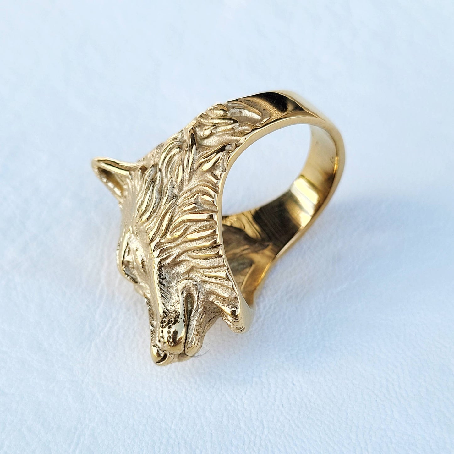 Howl Ring